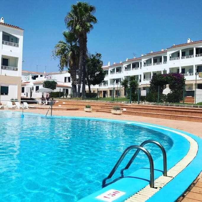 Mitjana Apartamento Con Piscina Ciutadella  Luaran gambar