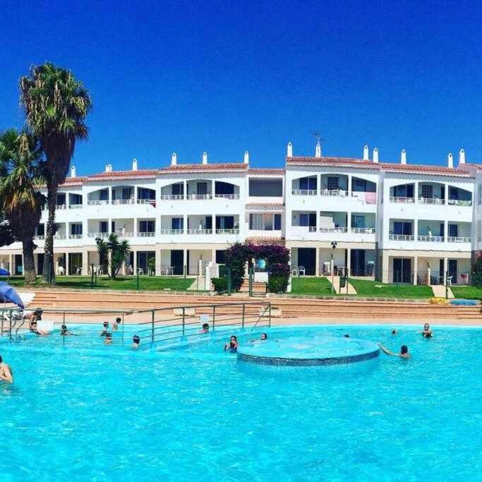 Mitjana Apartamento Con Piscina Ciutadella  Luaran gambar