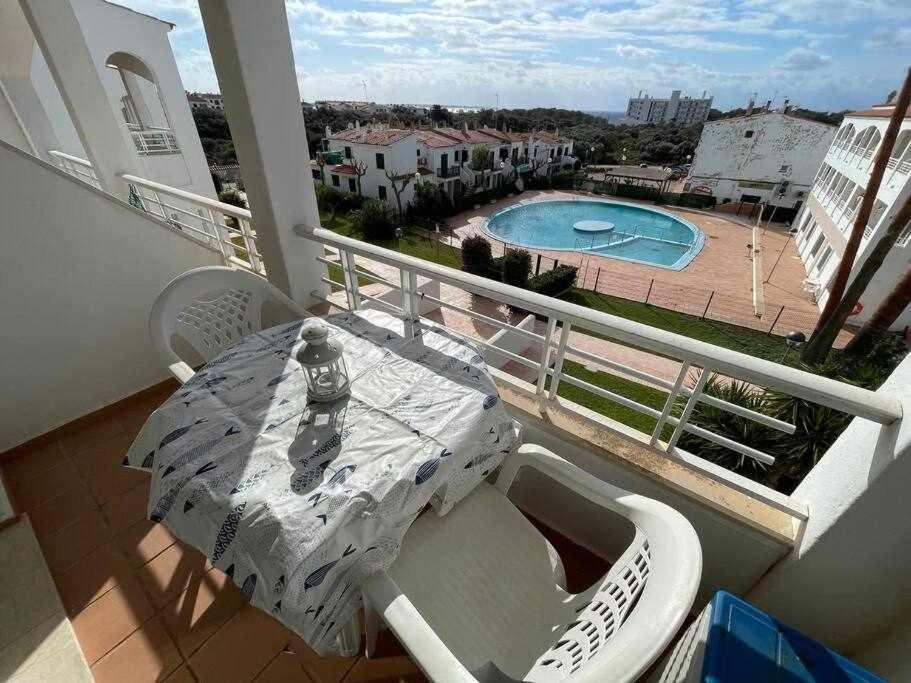 Mitjana Apartamento Con Piscina Ciutadella  Luaran gambar